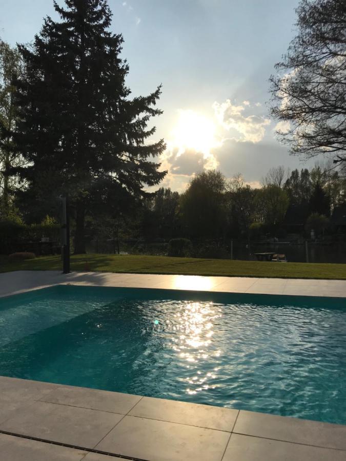 Bony Resort Szarvas Bagian luar foto
